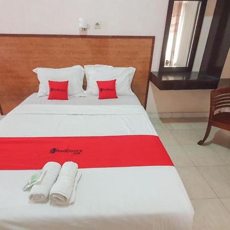 فندق Reddoorz At Pujon Malang باتو المظهر الخارجي الصورة