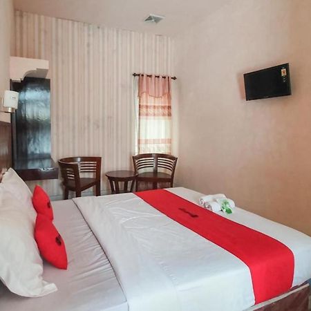 فندق Reddoorz At Pujon Malang باتو المظهر الخارجي الصورة