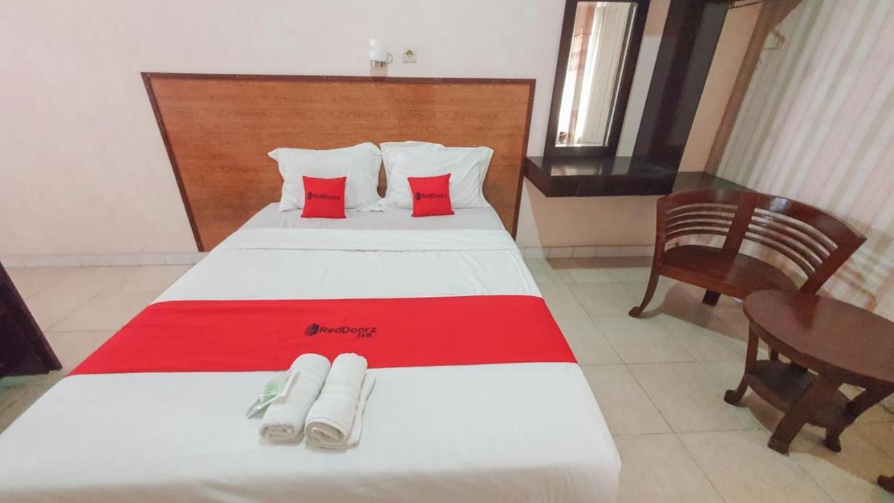 فندق Reddoorz At Pujon Malang باتو المظهر الخارجي الصورة