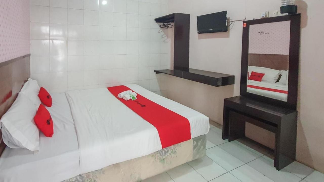 فندق Reddoorz At Pujon Malang باتو المظهر الخارجي الصورة