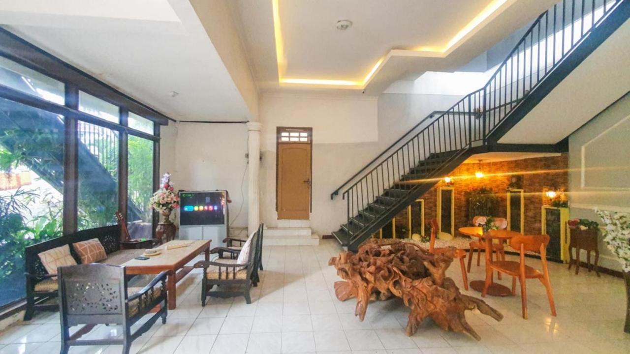 فندق Reddoorz At Pujon Malang باتو المظهر الخارجي الصورة
