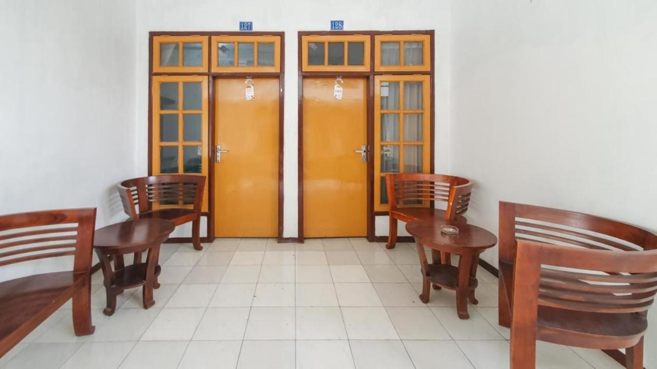 فندق Reddoorz At Pujon Malang باتو المظهر الخارجي الصورة